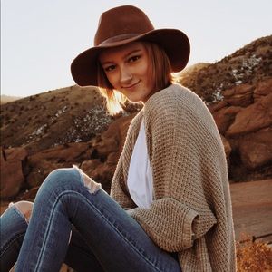 Meet your Posher, Michaela